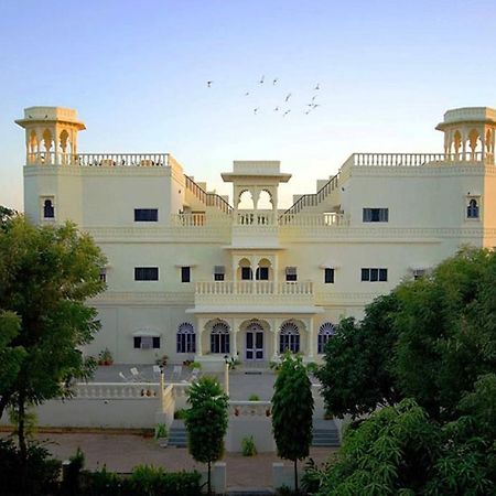 V Resorts Jhalamand Garh Jodhpur จ๊อดปูร์ ภายนอก รูปภาพ